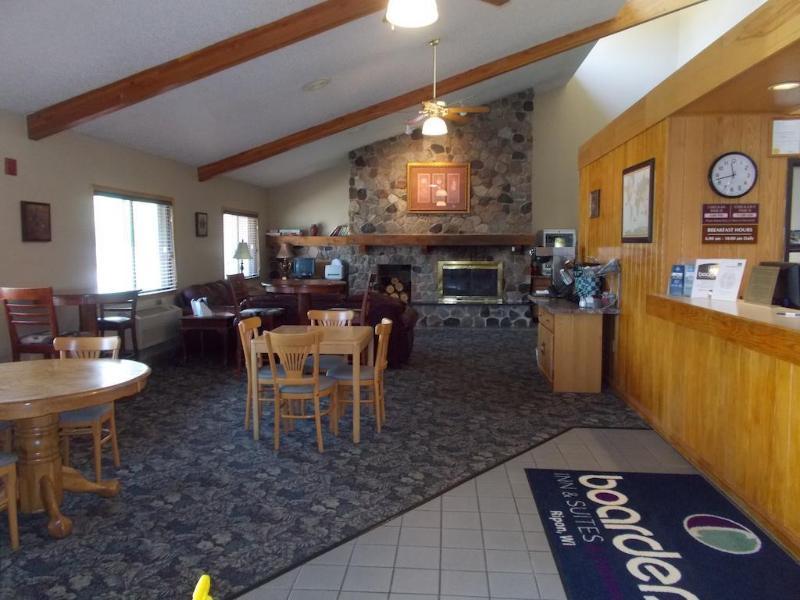 Boarders Inn And Suites By Cobblestone Hotels - Ripon Exterior foto
